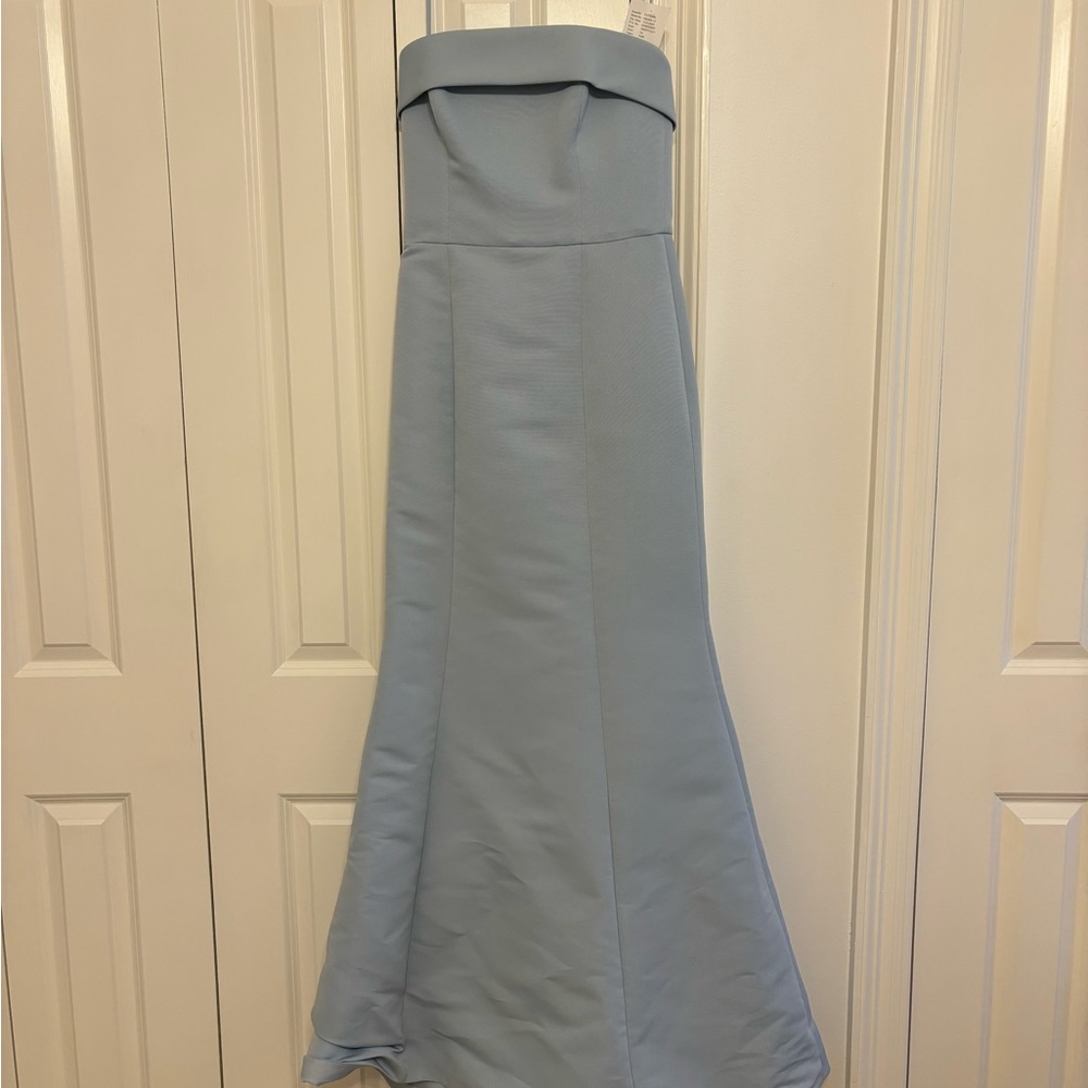 Elegant Strapless Light Blue Dress